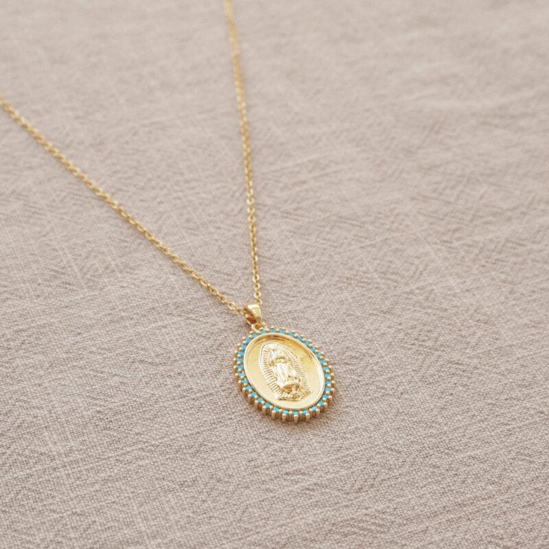 pendentif madonne avec perles turquoise