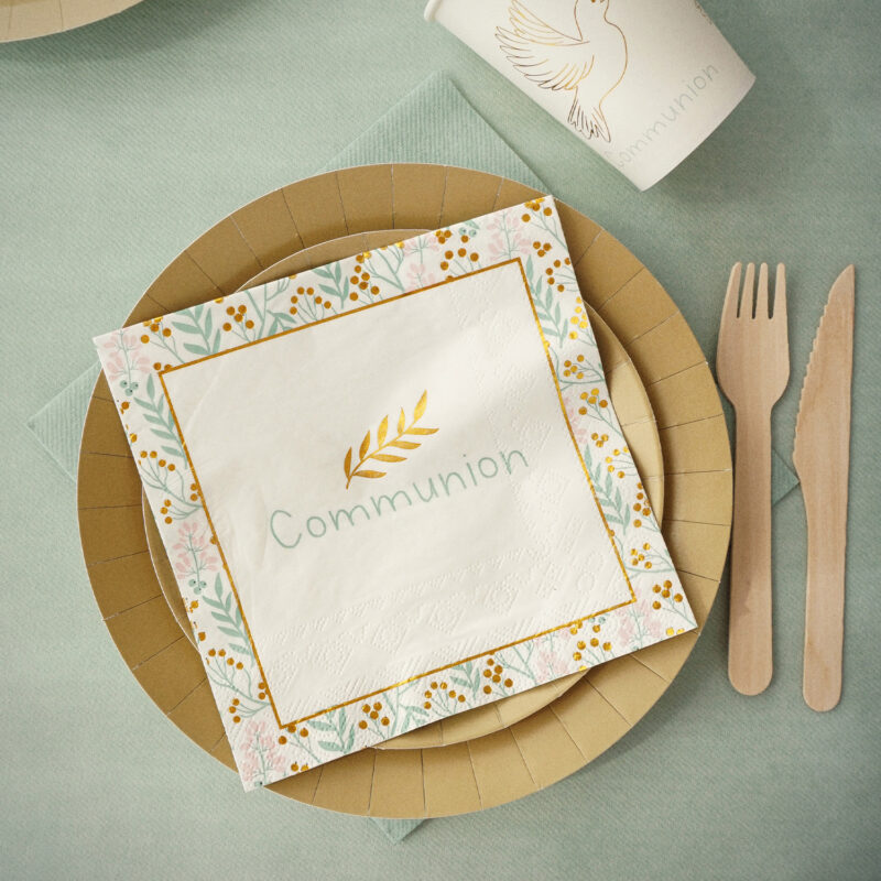 Déco de table Communion Eucalyptus – Maisons Notables