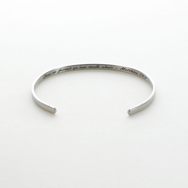 Bracelet Jonc Citation Biblique Latine Argenté - Notables (modèle fin) – Image 4