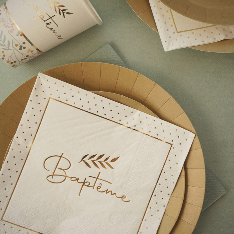 Déco de table Baptême Eucalyptus – Maisons Notables